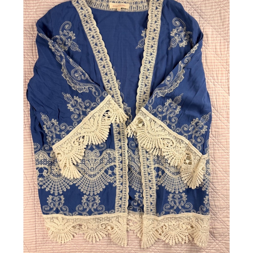 Solitaire Blue Embroidered Crochet Lace Trim Kimono  L Boho Cottagecore Resort